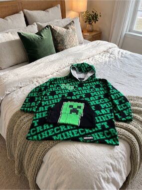 Minecraft Creeper Sherpa Hoodie / Wearable Blanket – One Size